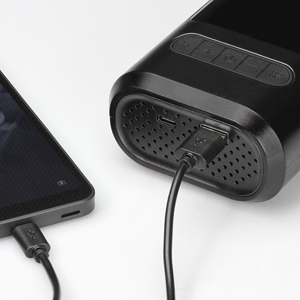 充電式エアーコンプレッサー_メイン7