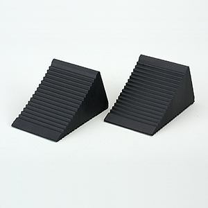 ゴム製タイヤストッパー 2個入